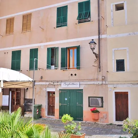 Ciutat Holiday home *